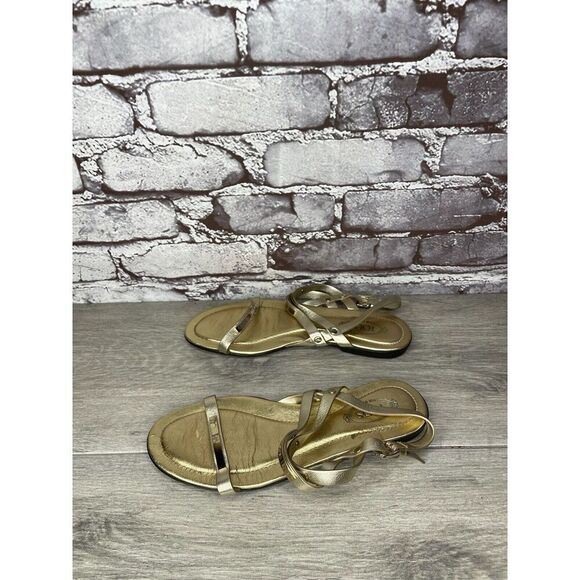 Tods Gold Leather Open Toe Ankle Strap Flats Sandals Women’s Sz 35EU/5M US - Picture 1 of 16